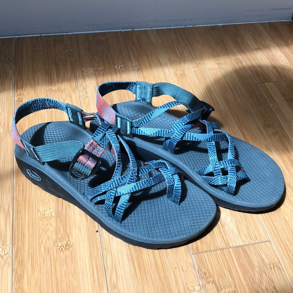 Chaco Customizable Strap Sandals size 9 women's
